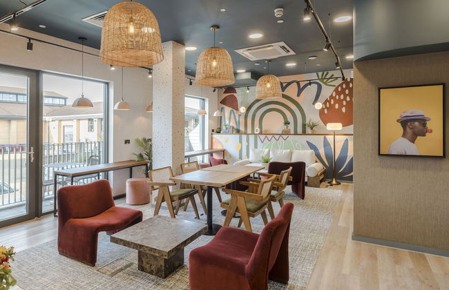 Your Apartment Milton Keynes - Foto 1