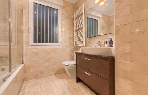 Encanto y Confort en Calle Epalza - Tu Familia en el Corazón de Bilbao - Foto 27