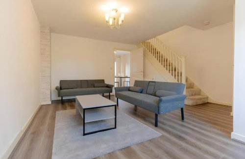 FREE parking, LARGE House for Contractors & Families, Sleeps 7, 25 mins to MANCHESTER & LIVERPOOL - Foto 42