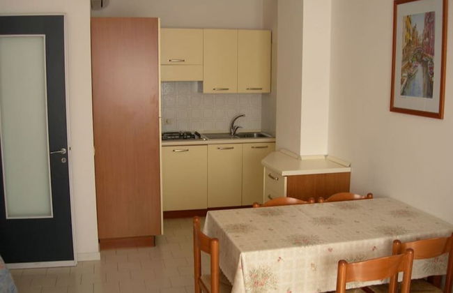 Serene Flat With Balcony and Pool - Beahost - Foto 10