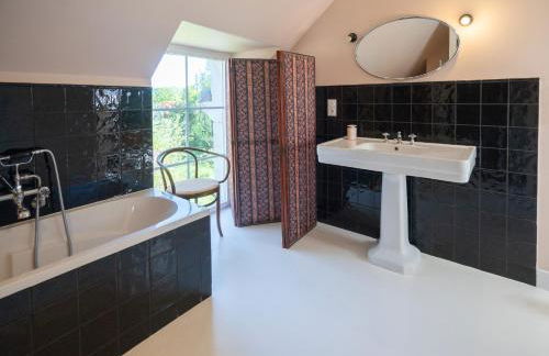 Narcisse Bienvenue - Élégance et Raffinement - Photo 50