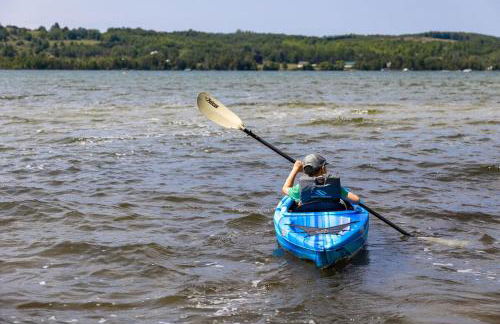 Camp Birch: Waterfront Home on Lake Leelanau - Foto 33