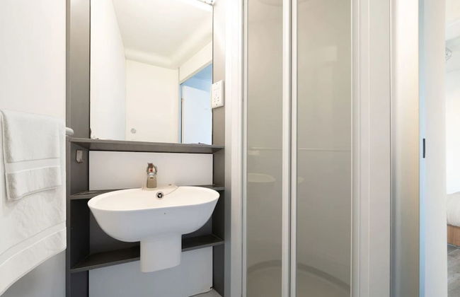 Student Only Chapter Islington in London - Photo 17