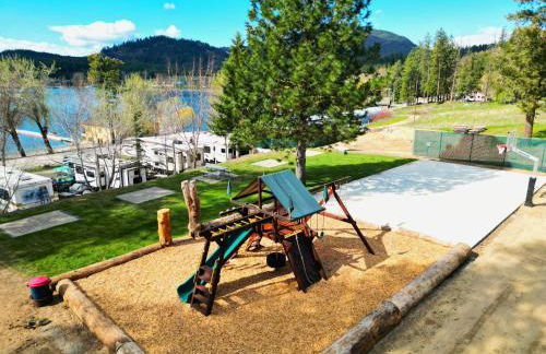 Wonderful Triplex Unit With Spectacular Lake View! - Foto 37