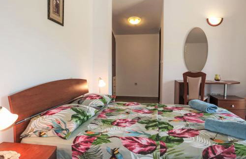 Holiday Home Nika by Interhome - Photo 40