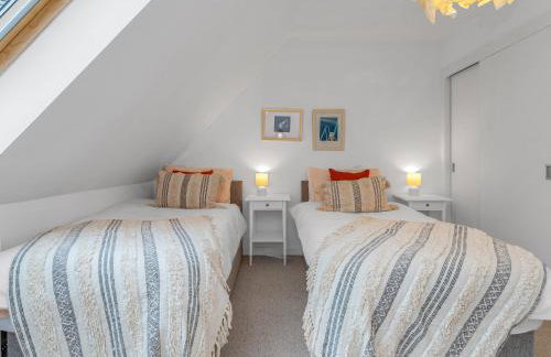 Cheerful Stays: 4 Bedroom Cottage in Arrochar - Foto 25