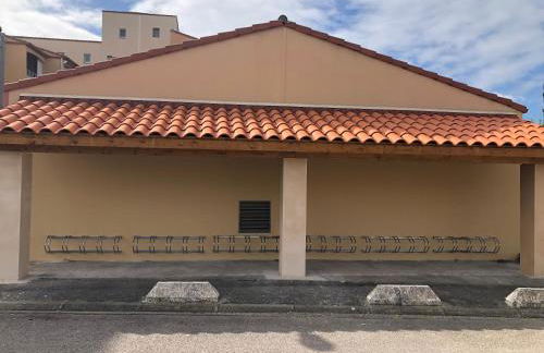 Location Vacances entre mer et montagnes - Photo 5