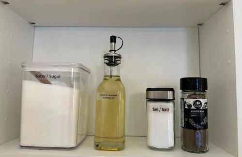 PARIS-ALESIA Super appartement 2 pièces de 39m2 - très cosy pour 1 - 5 personnes totalement refait à NEUF -ENTIRE APARTMENT LUXURIOUS AND WARM -PARIS ALESIA 14ème - Proche Aéroport Paris-Orly - Parc des Expositions Porte de Versailles FREE WIFI GRATUIT - Foto 26