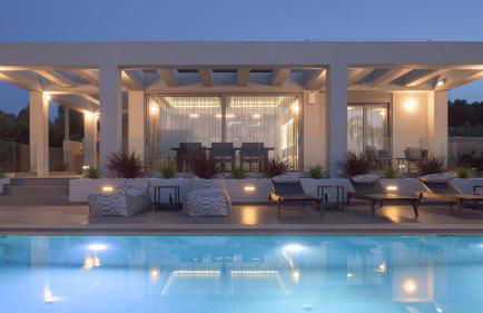 Agrielia Villas, featuring Heated Spa Whirlpool, By ThinkVilla - Photo 76