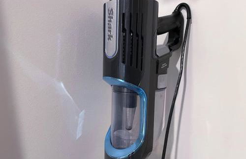 Bright Top Floor-Elevator-Walk Downtown-Laundry - Foto 14