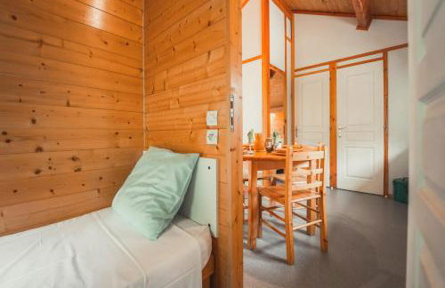 Village de Gîtes des Chalets du Camping du Golf - Foto 10