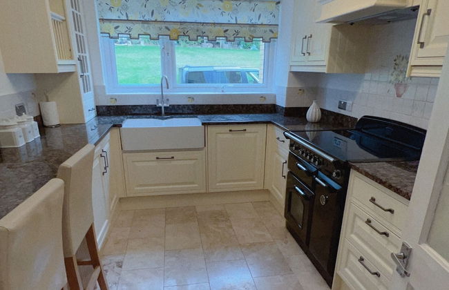 Beautiful 3 Bedroom Apartment in Bournemouth - Foto 12