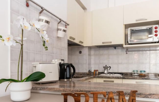 Nice and Cozy Apartment in Crocetta by Wonderful Italy - Foto 12