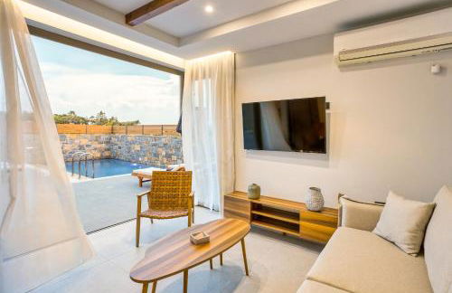 Stefi Villas - Deluxe Pool Bliss Retreats - Photo 2