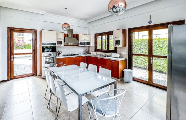 Villa With Private Pool and Backyard in Lapta - Foto 9