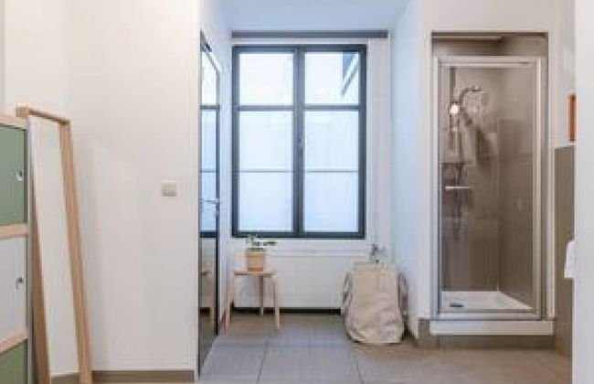 Charming Studio in the Center of Antwerp - Photo 27