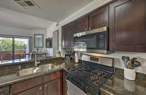 Families and Dogs Welcome! Phoenix Condo with Pool - Foto 8