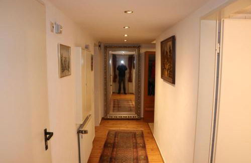 Zentrumsnahe u. Kinderfreu. Ferienwohnung mit 86m² - Foto 3