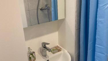 Studio Mirjana - Foto 3, Shower