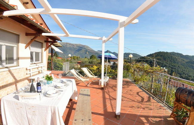Holiday Home in Massarosa With Pool & Hill Views - Foto 15