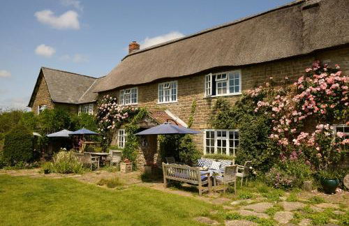 Colly Farm - Photo 1