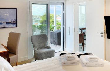 Blue Bay Vouliagmeni Luxury Apartment - Photo 38