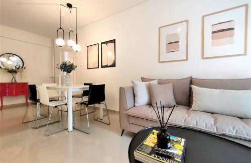 Vouliagmeni Iasonos Residence Central Stylish Flat - Photo 37