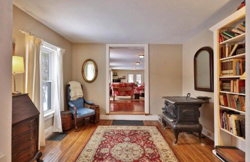 Chittenden Farmhouse - Historic 4BR, 2BA, 20 Min to Skiing, 7 Min to Mountaintop Resort - Foto 5
