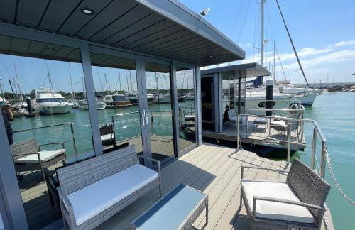 Yarmouth Waterlodge Floating Apartment 1 - Foto 14