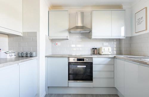 West London Apartment with easy access to Heathrow Airport & Twickenham Rugby Stadium - Foto 5