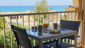 Studio standing classé meublé de tourisme avec terrasse vue mer " les pieds dans l'eau " à Algajola - Foto 4