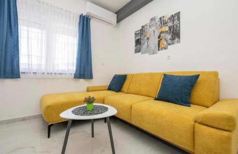 Awesome Home In Veliki Prolog - Foto 24