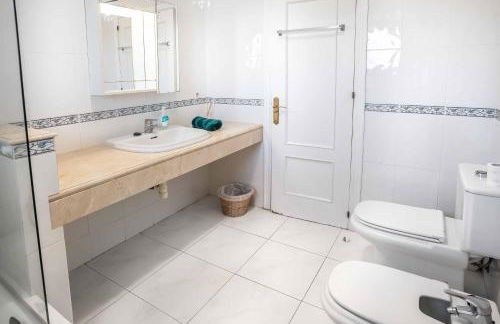 Villa Corrib - Photo 69