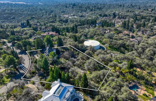 Vista De Lago Retreat Luxury Mansion with Pool and Theater - Foto 71