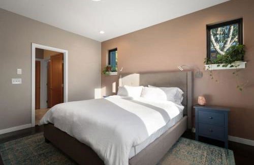 Bellingham Basecamp - Photo 28