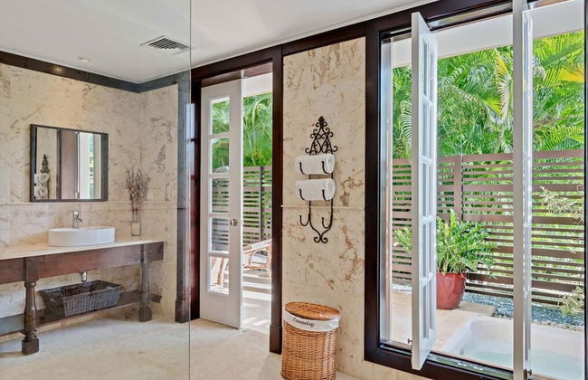 Sophisticated Villas With Private Pools and Staff - Foto 24