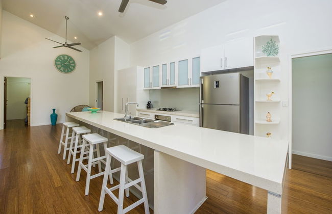 Azur Villa - Photo 11