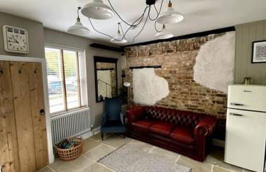 TudorRose Townhouse - A New Unique Town Centre Home - Foto 3