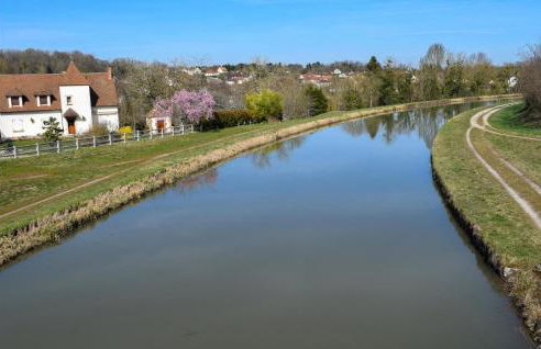 Gorgeous Home In Briare With Sauna - Photo 29