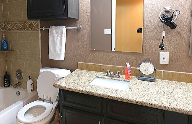 4Bdrm 2Bath 9Beds - 25mins to Downtown - Foto 18