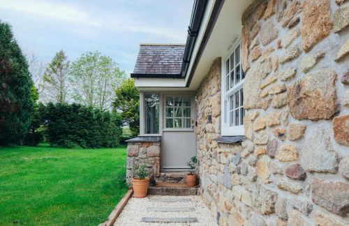 The Old Piggery, countryside barn with hot tub - Foto 36