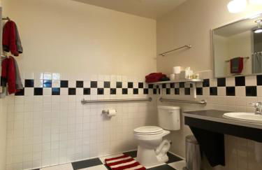 Brunswick Studio 102 - Photo 5