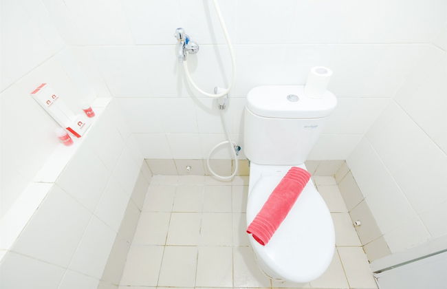 Simply & Clean Bassura City Apartment - Foto 27