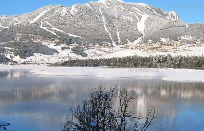 Lovely Tent with Kitchen & Bathroom Located near Pond - Photo 13