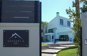 Gregorys Private Luxury Villa with Heated Pool & Gardens - Foto 32