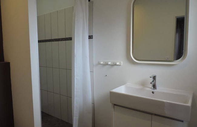 Attractive Holiday Home With Private Pool - Photo 25