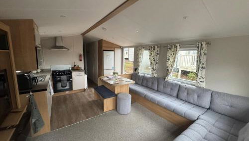 Stylish large static caravan gold rated 3BR Slp 8 Thorness Bay - Foto 2