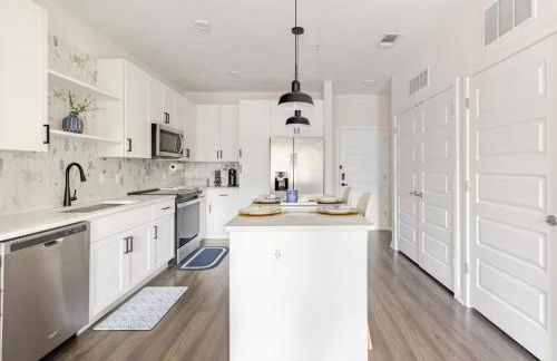 LuXury Stay | Pool + Gym + Fast Wi-fi - Foto 26