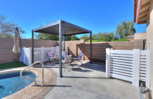 Private Mini Serene Oasis with Pool - Photo 6