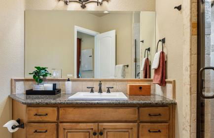 Hilltop Estate w/ Pool, Hot Tub, Fire Pit, Views Cleveland Vista by Avantstay - Foto 97